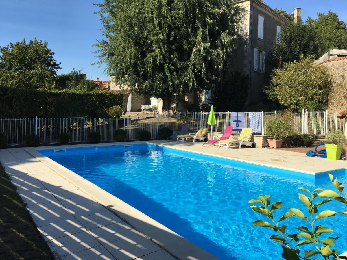 L'Hermenault L'Olisa Chambres D'Hotes מראה חיצוני תמונה
