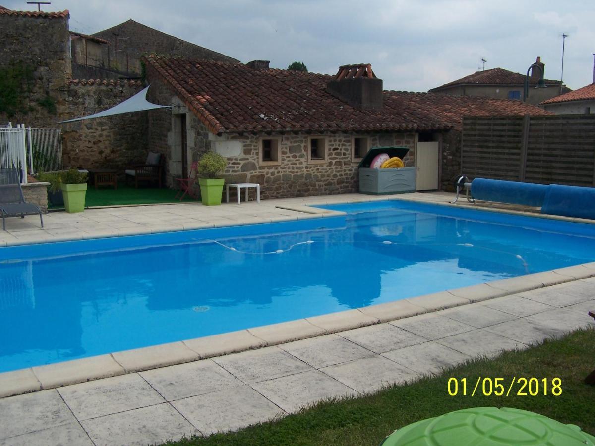 L'Hermenault L'Olisa Chambres D'Hotes מראה חיצוני תמונה